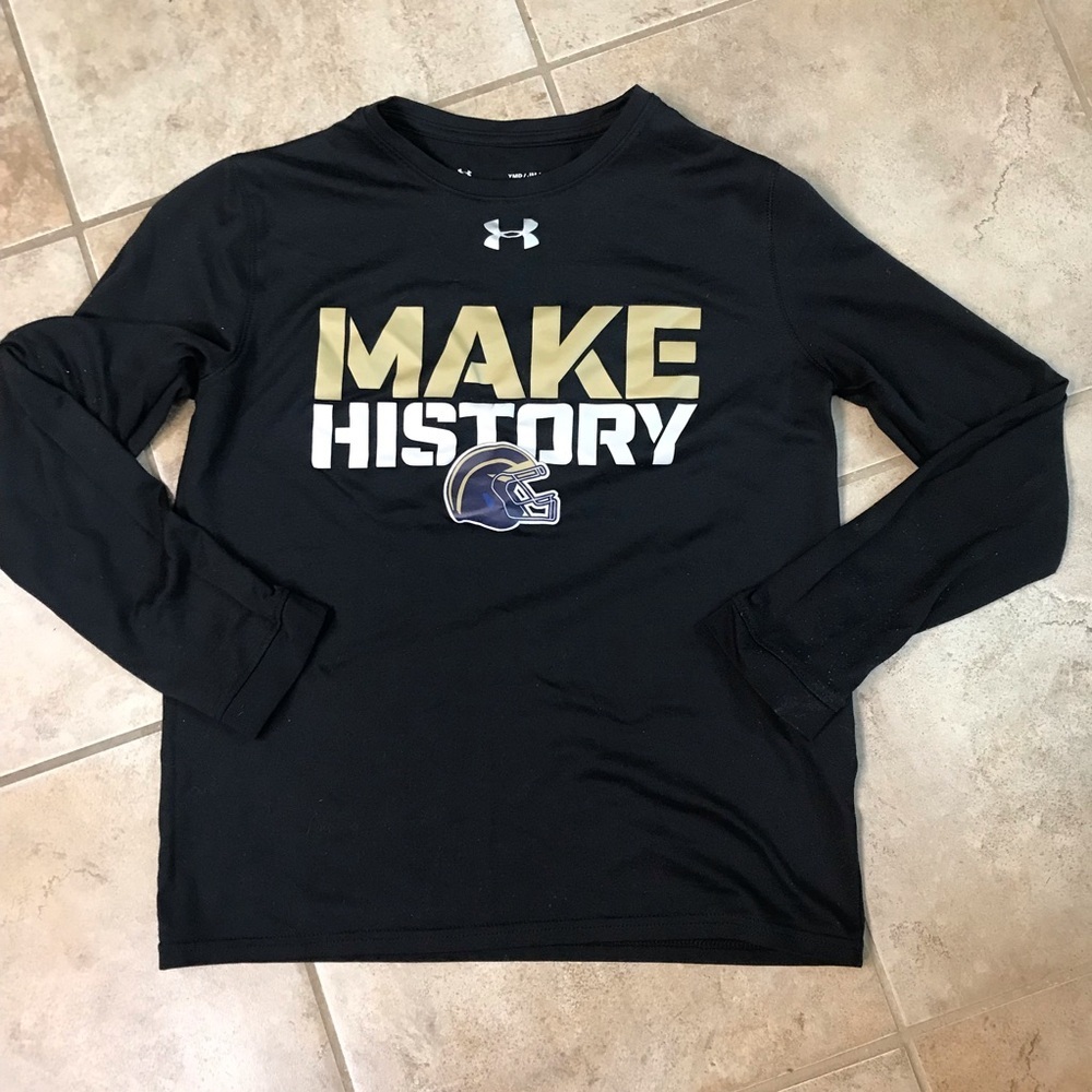 🏈UNDER ARMOUR L/S Tee